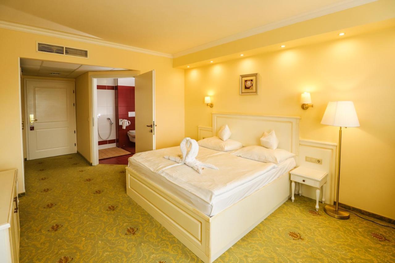 מישקולץ Calimbra Wellness Hotel Superior מראה חיצוני תמונה