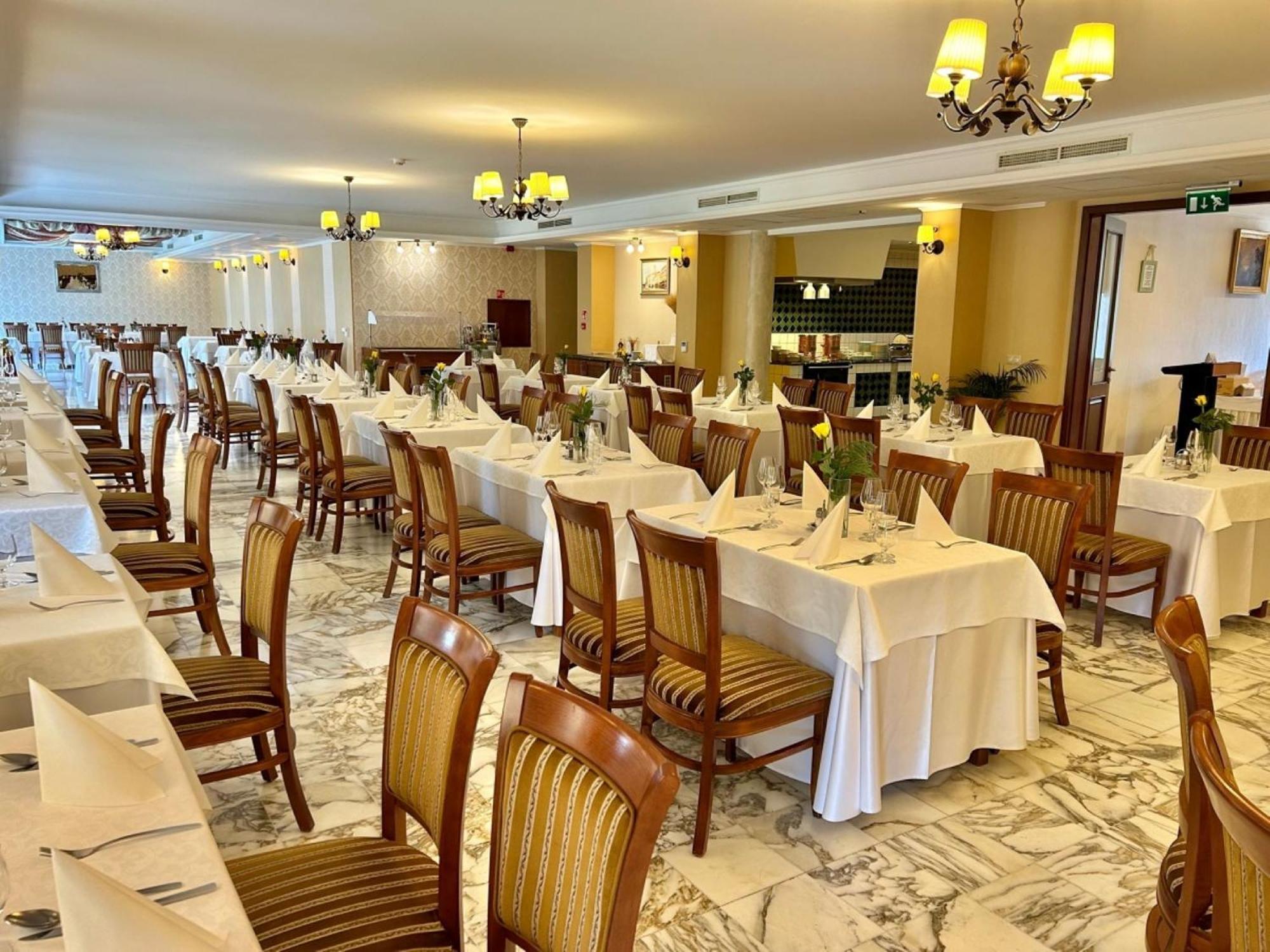 מישקולץ Calimbra Wellness Hotel Superior מראה חיצוני תמונה