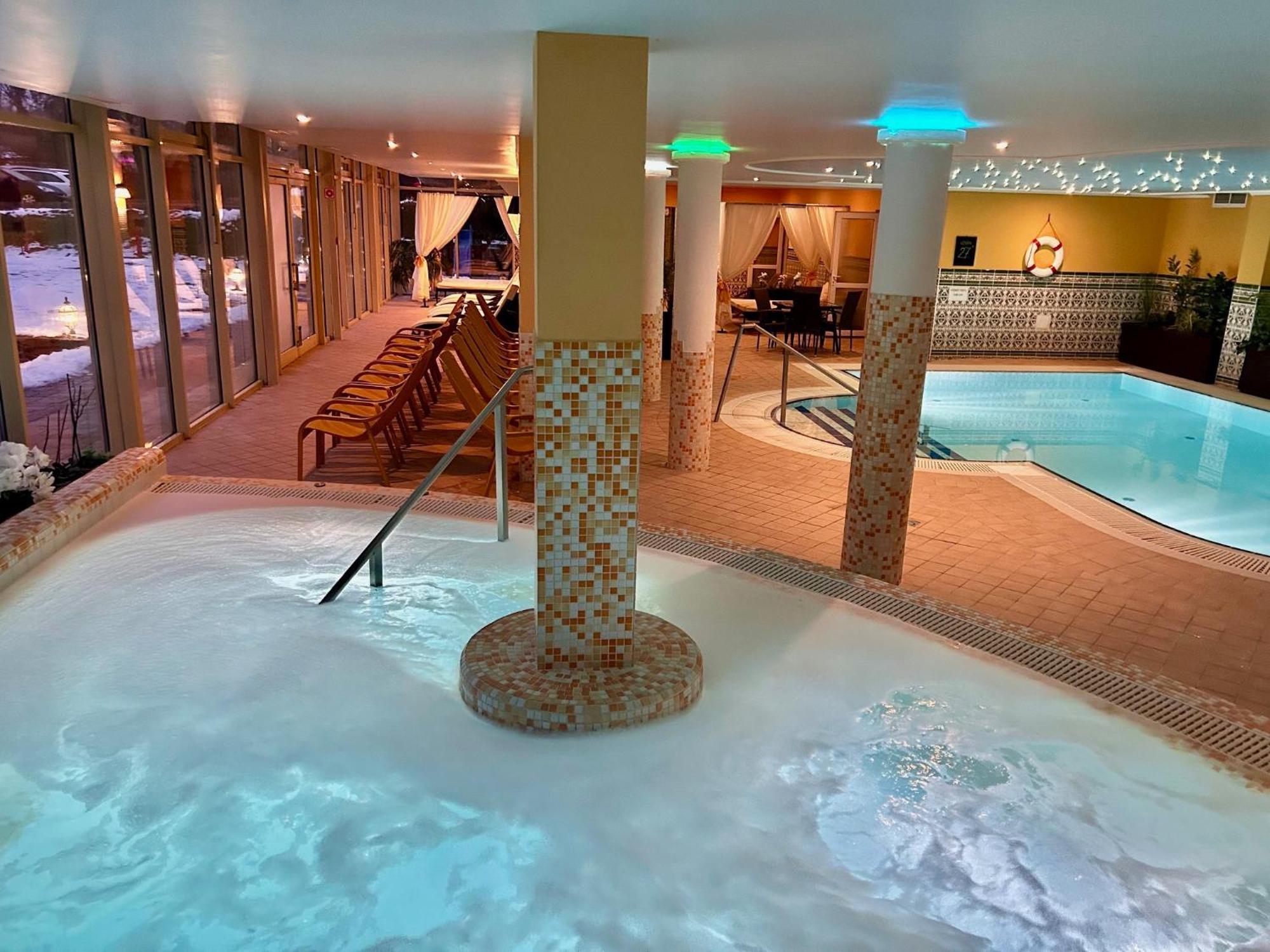 מישקולץ Calimbra Wellness Hotel Superior מראה חיצוני תמונה