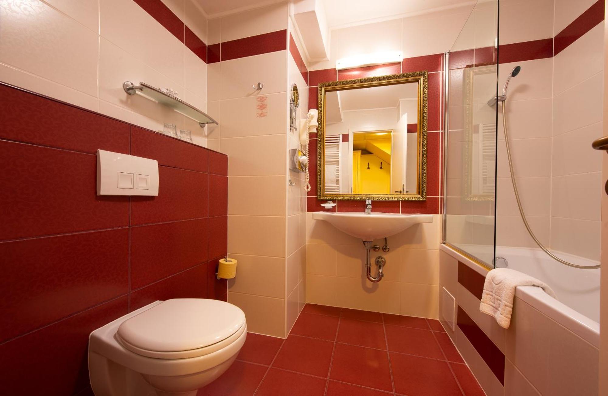 מישקולץ Calimbra Wellness Hotel Superior מראה חיצוני תמונה