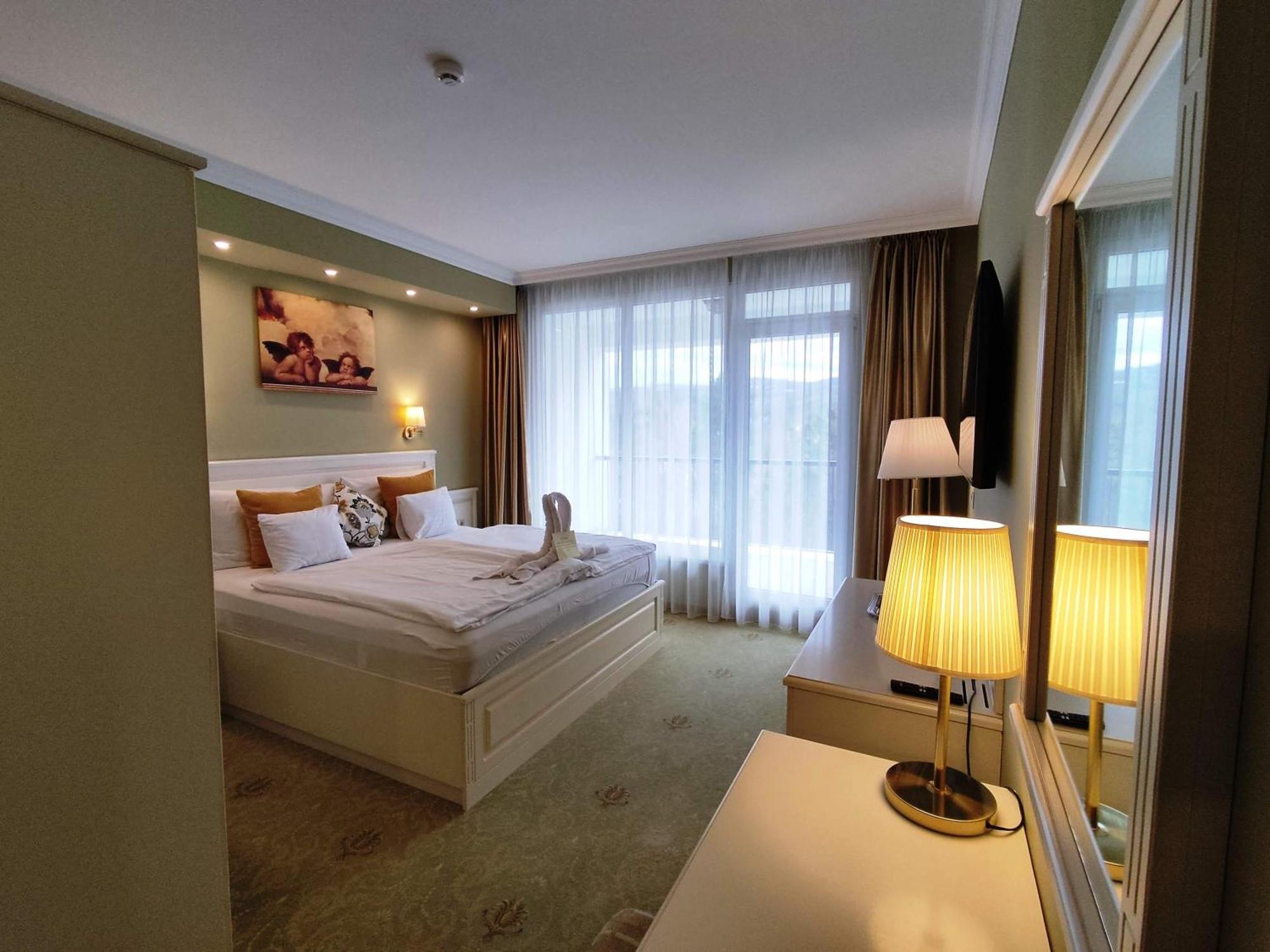 מישקולץ Calimbra Wellness Hotel Superior מראה חיצוני תמונה