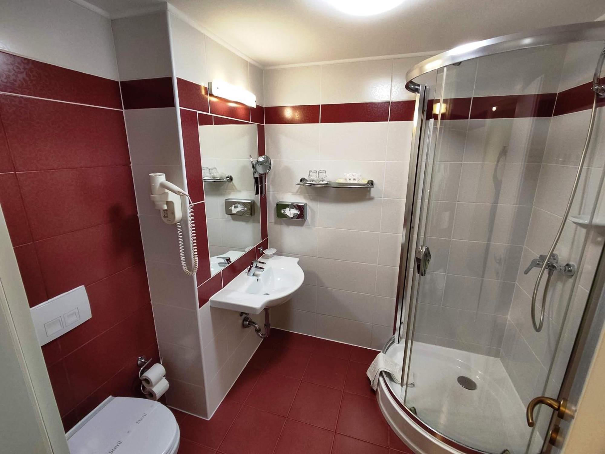 מישקולץ Calimbra Wellness Hotel Superior מראה חיצוני תמונה