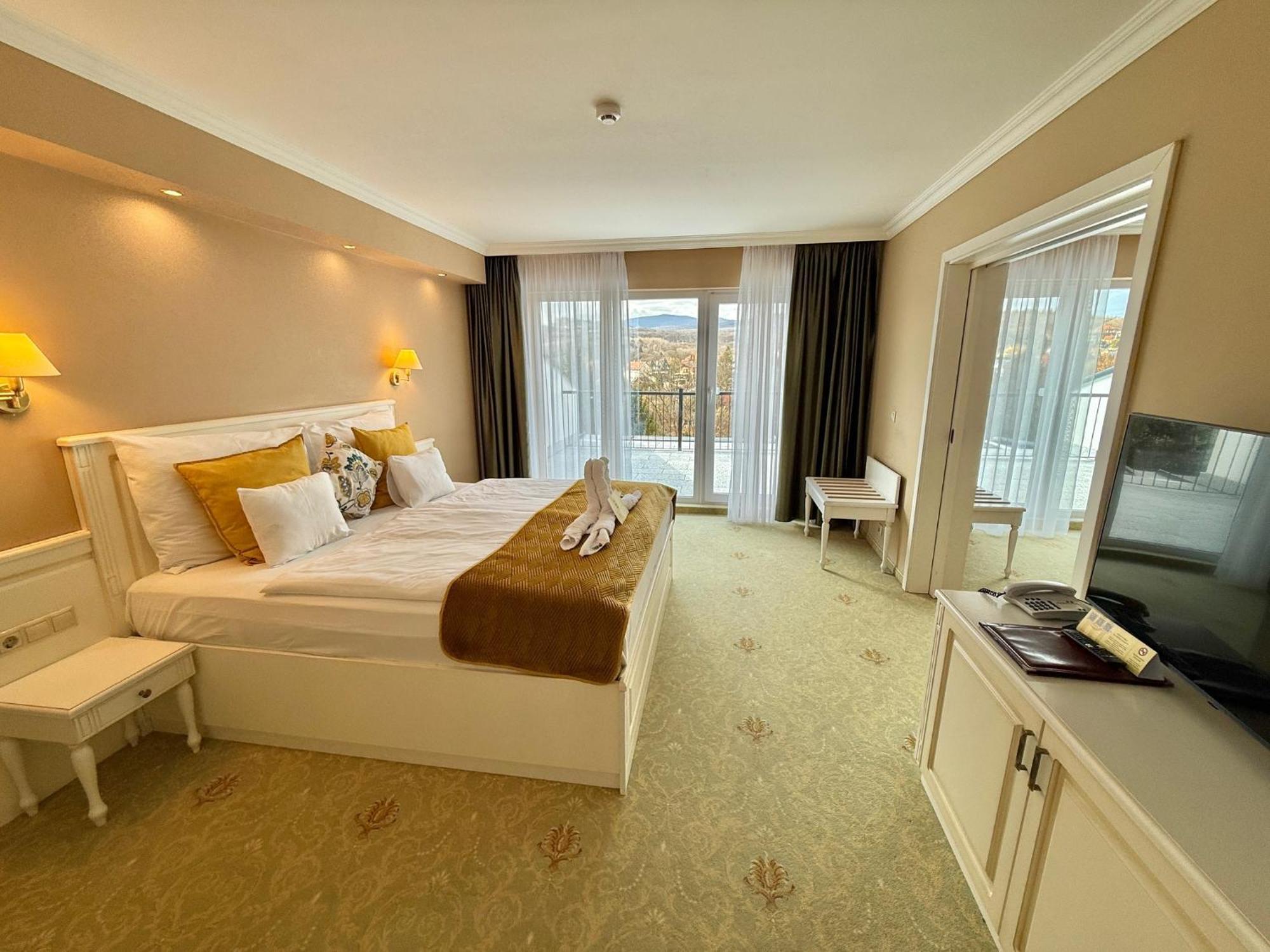 מישקולץ Calimbra Wellness Hotel Superior מראה חיצוני תמונה