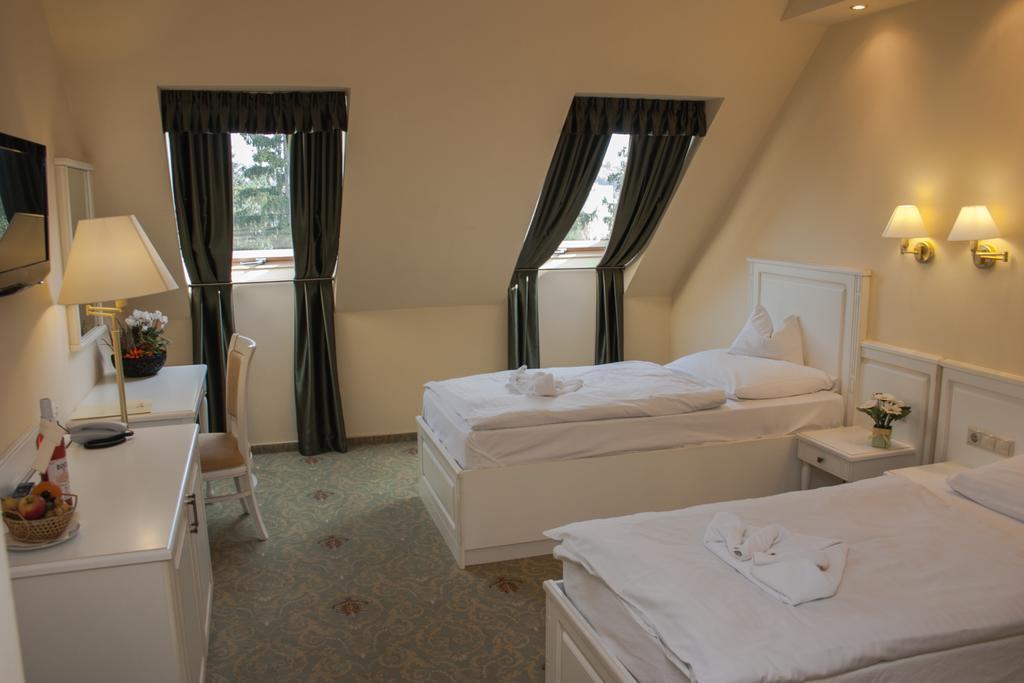 מישקולץ Calimbra Wellness Hotel Superior מראה חיצוני תמונה
